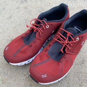 On Running Cloud 5 Red Rust Tennis Shoes Women's Size 9